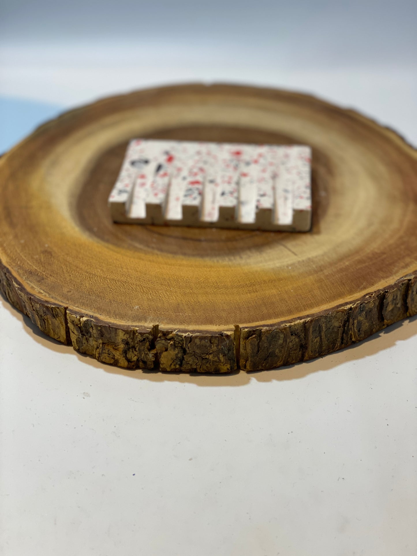 Small Ridged Burgundy-Mix Terrazzo Soap Dish