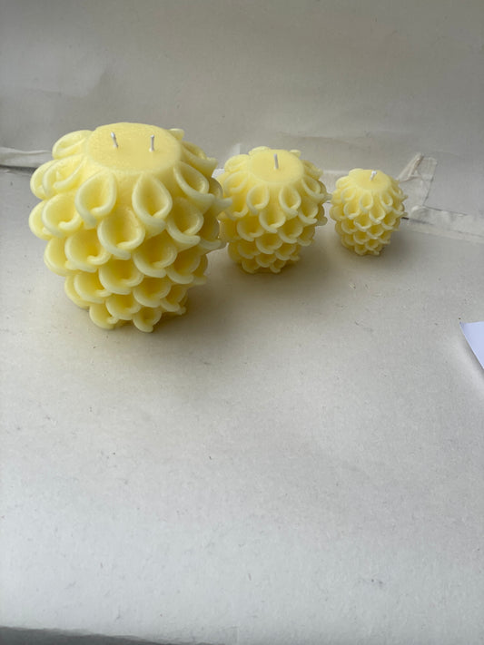 Scalloped Candle (set of 3)